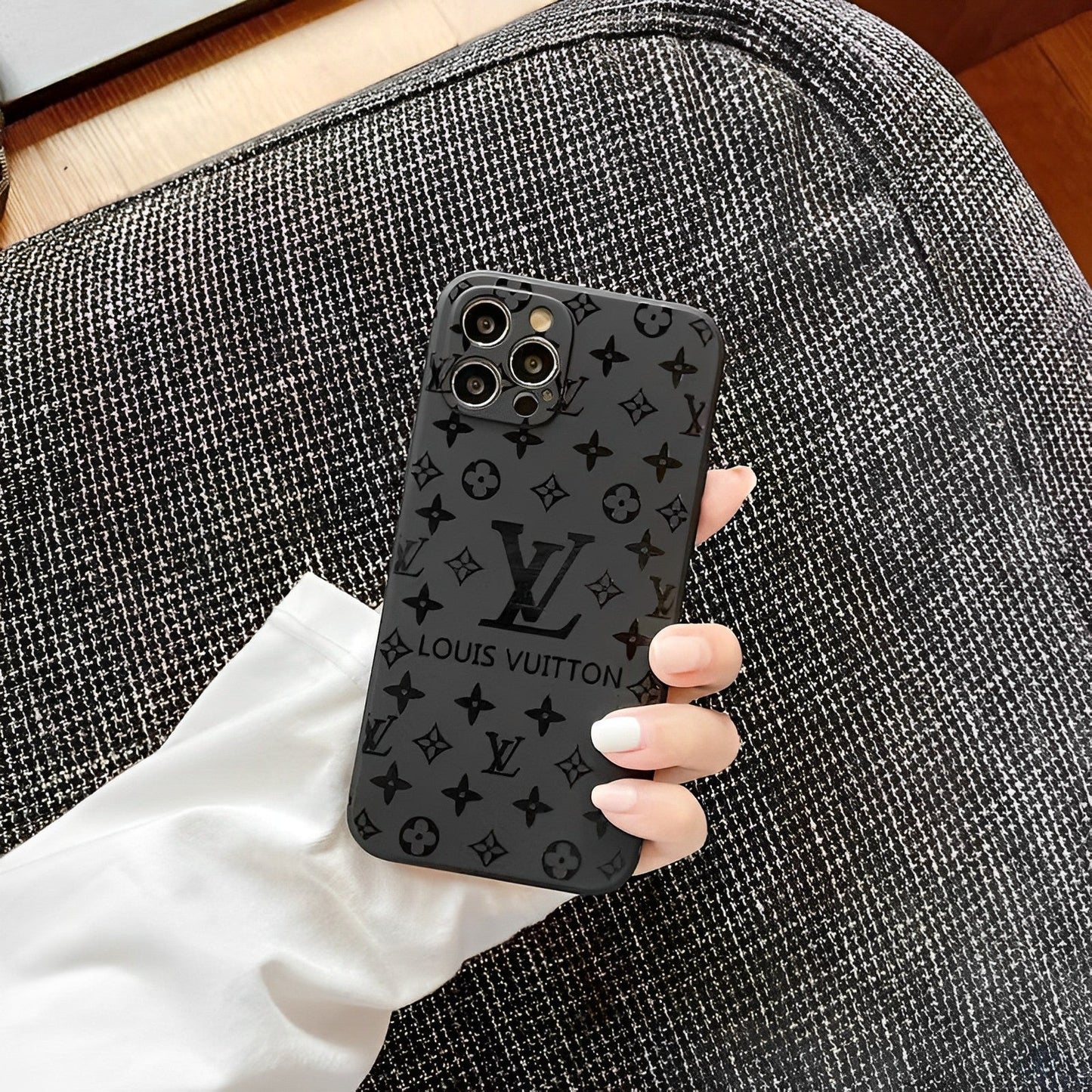 PREMIUM IPHONE CASE FOR IPHONE 17 16 15 14