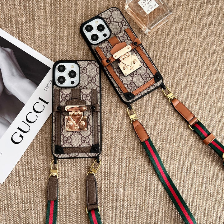 CARD BAG CHAIN CLASSIC IPHONE CASE
