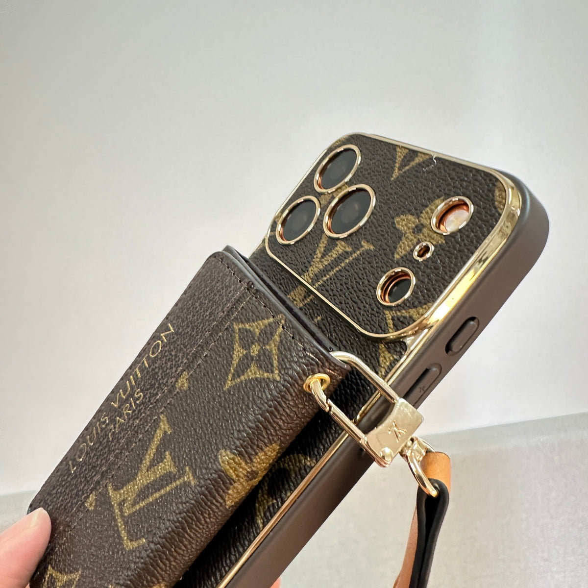 Luxury Lv Leather Phone Case with Wallet for iPhone 13-18 Pro & Pro Max