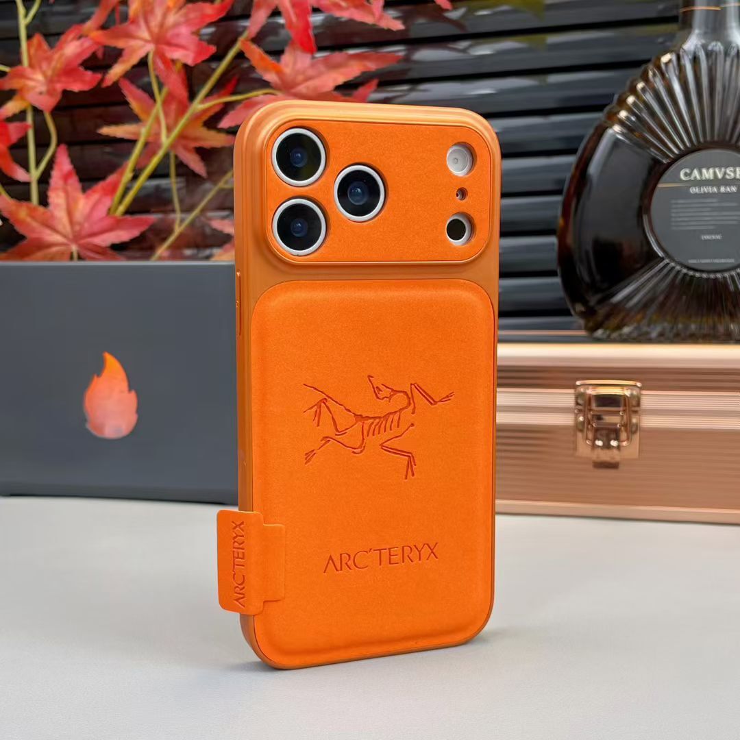 Elegant Phone Case – Luxury Protection For iPhone 14-17
