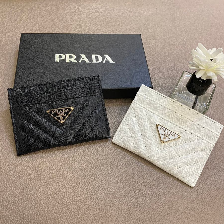 Chic Lady Card Holder – Stylish Wallet for Modern Women