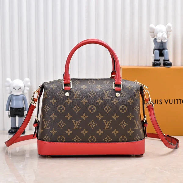 Elegant Handbag Louis Vuitton Bag Made of Genuine Leather with a Monogram