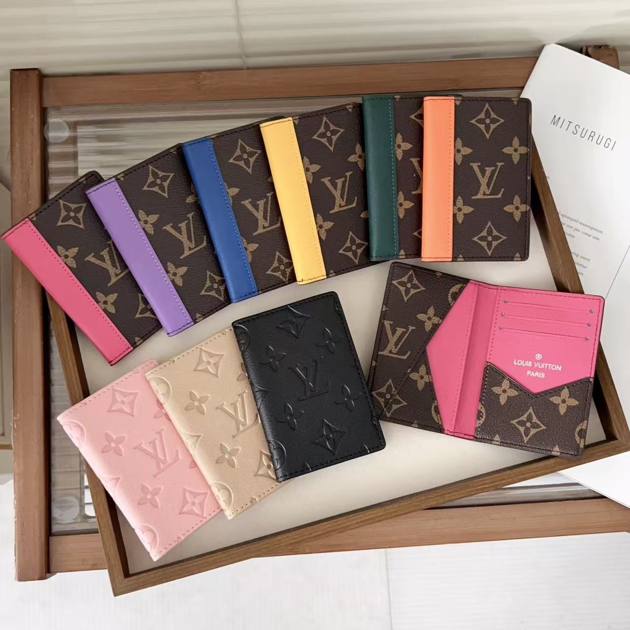 Lv luxury Leather Card Holder - Premium Credit Card Wallet