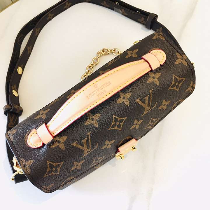 Crossbody Bag with a Side Slot for Storing Cards.