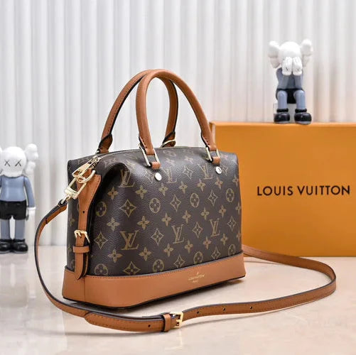 Elegant Handbag Louis Vuitton Bag Made of Genuine Leather with a Monogram