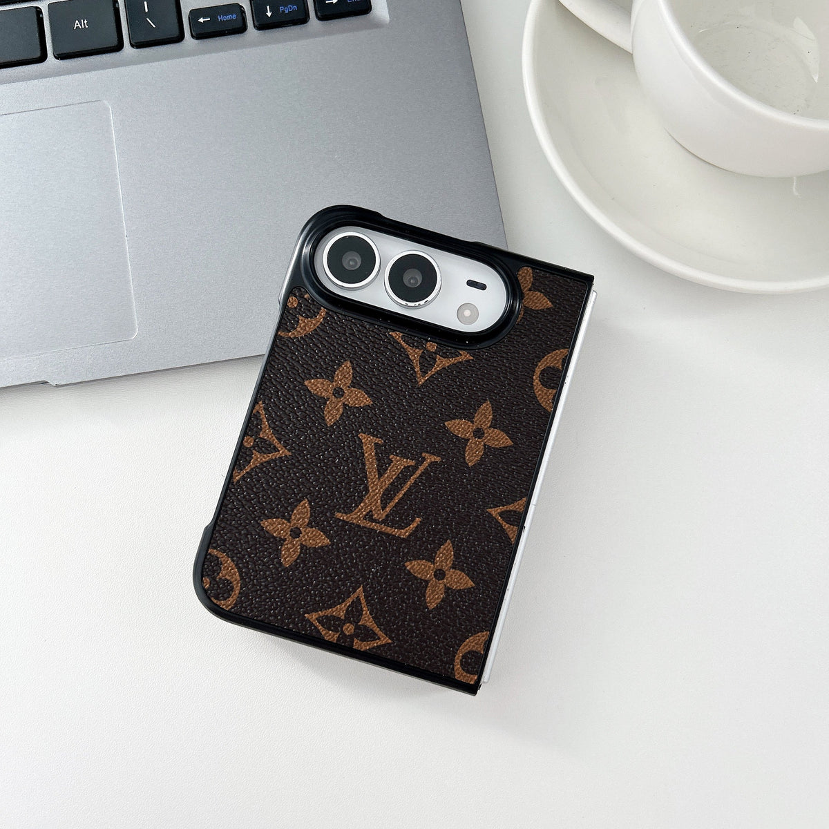 Luxury Lv Classic Leather Monogram Case for iPhone Duo