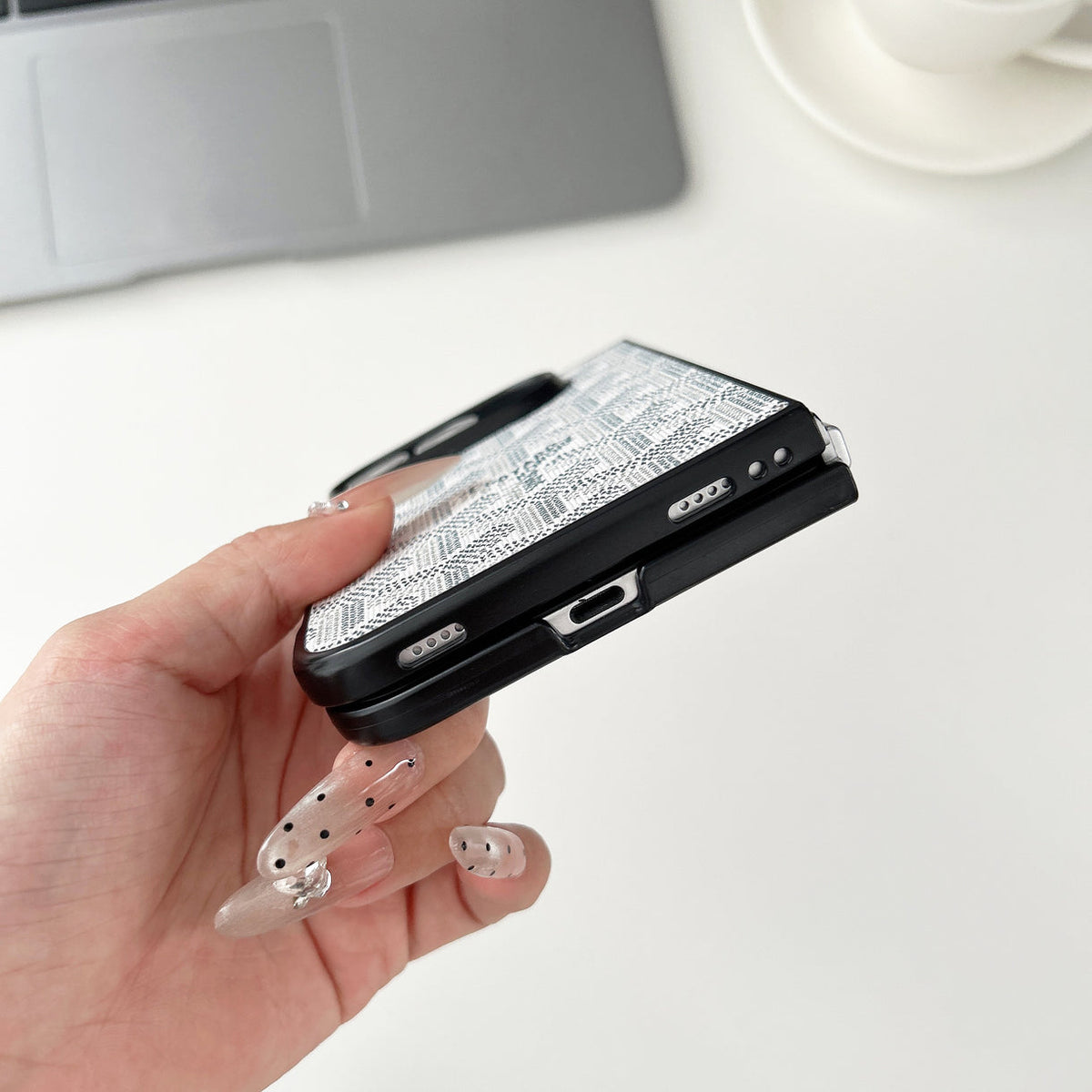 Luxury GYD Monogram Foldable Case for iPhone Duo