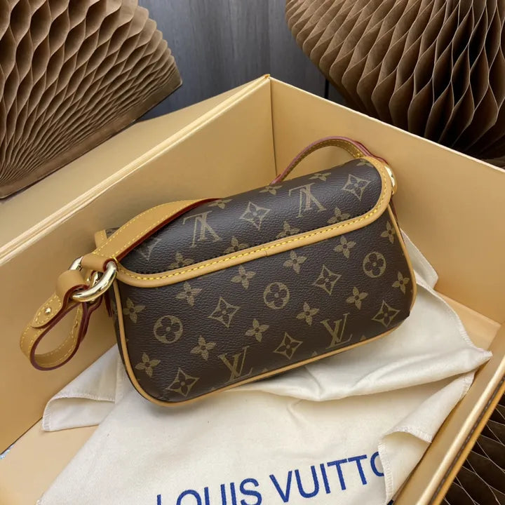 Luxury Louis Vuitton Monogram Shoulder Brown Bag