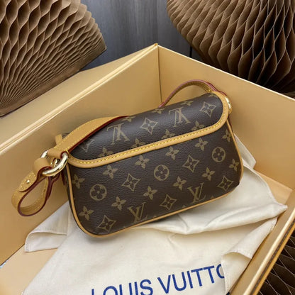 Luxury Louis Vuitton Monogram Shoulder Brown Bag