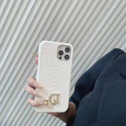 STYLISH SNAKE PATTERN FOR IPHONE 16 / 15 / 14 CASE