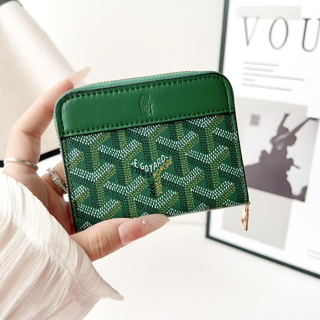 GYD Luxurious Multi-Slot Compact Zip Wallet