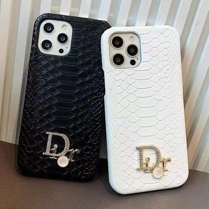 STYLISH SNAKE PATTERN FOR IPHONE 16 / 15 / 14 CASE