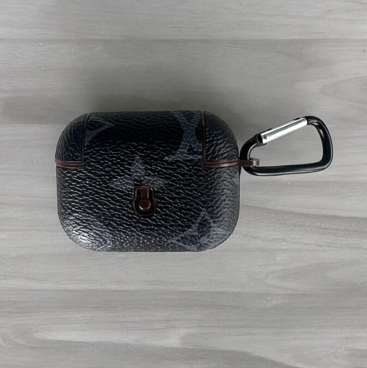 FLOWER MONOGRAM AIRPOD PRO CASE Roxy New