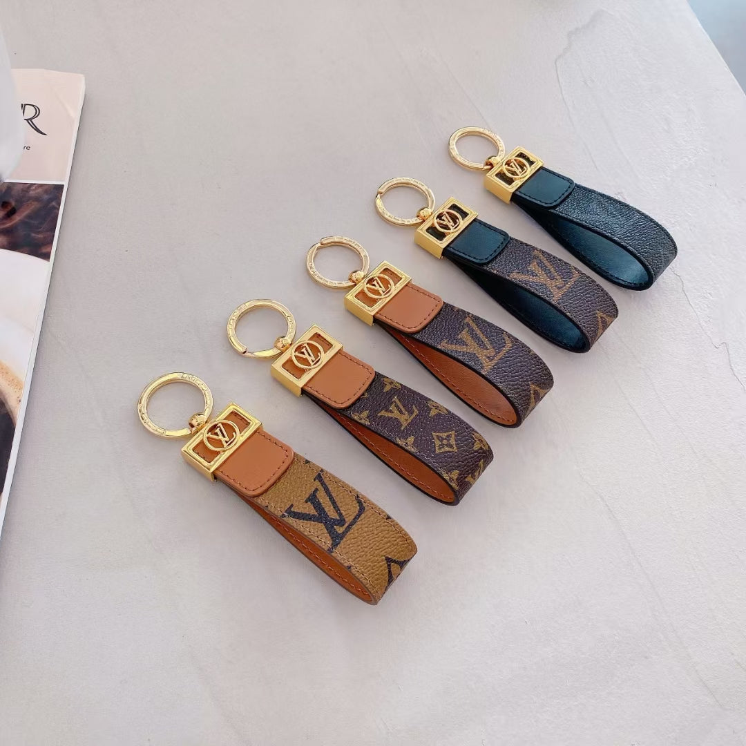 Louis Vuitton Leather Key Chain theroxymob