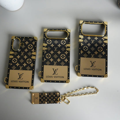 Luxury Brand Shiny Trunk Case For iPhone 17-12