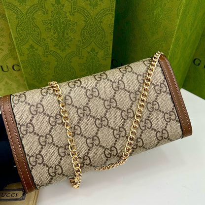 Saddle Buckle Crossbody Wallet on Chain
