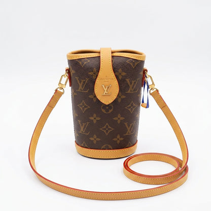 Luxury Louis Vuitton Pouch Crossbody Bag