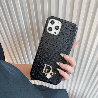 STYLISH SNAKE PATTERN FOR IPHONE 16 / 15 / 14 CASE