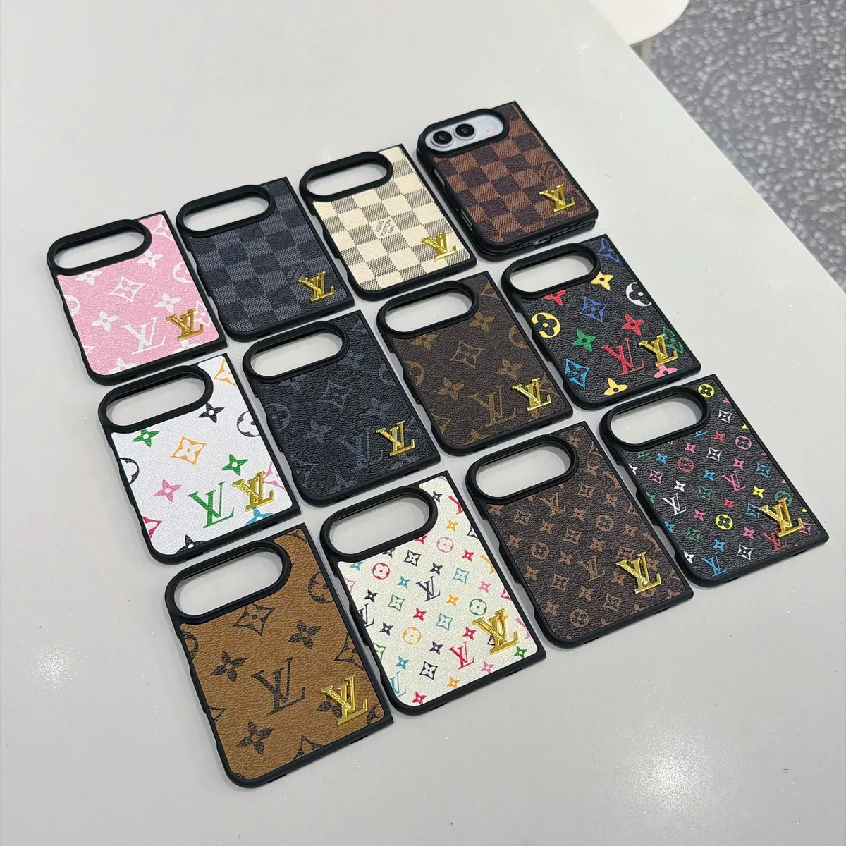 Luxury Classic LV Leather Case with Gold Emblem for iPhone Duo