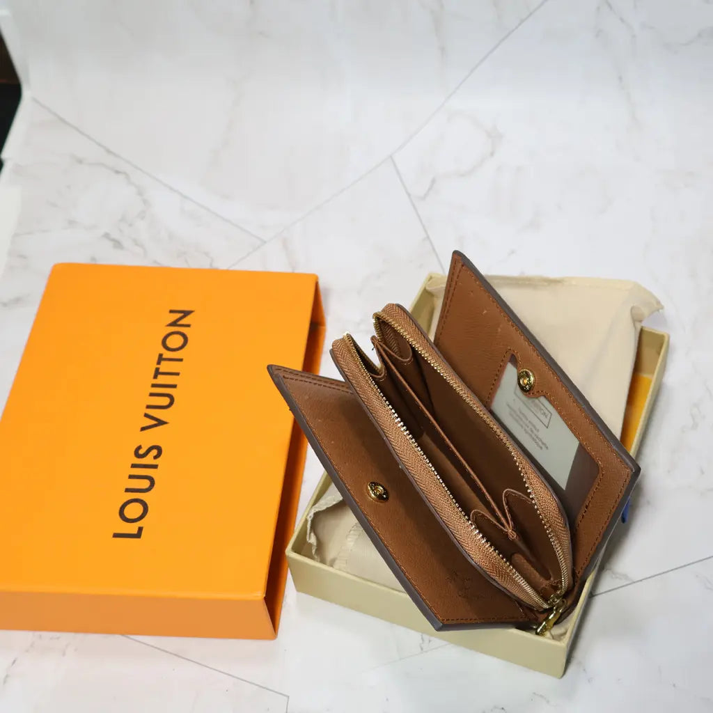Luxury Louis Vuitton Zippy Organizer Wallet Multifunctional