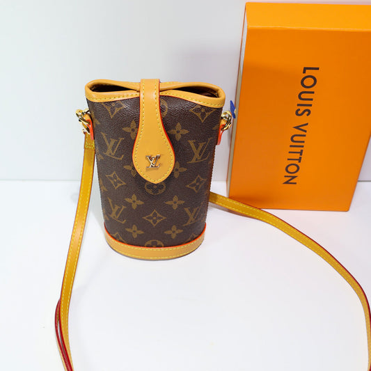 Luxury Louis Vuitton Pouch Crossbody Bag