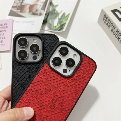 Luxury relief Snakeskin pattern leather Retro Case for iPhone 16 15 14