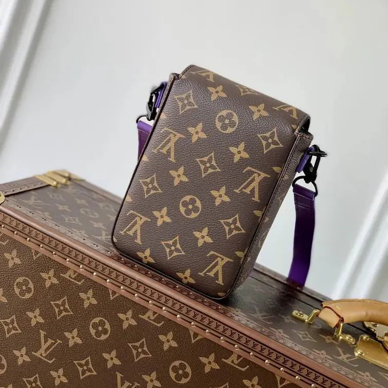 Louis Vuitton Pouch Monogram Canvas