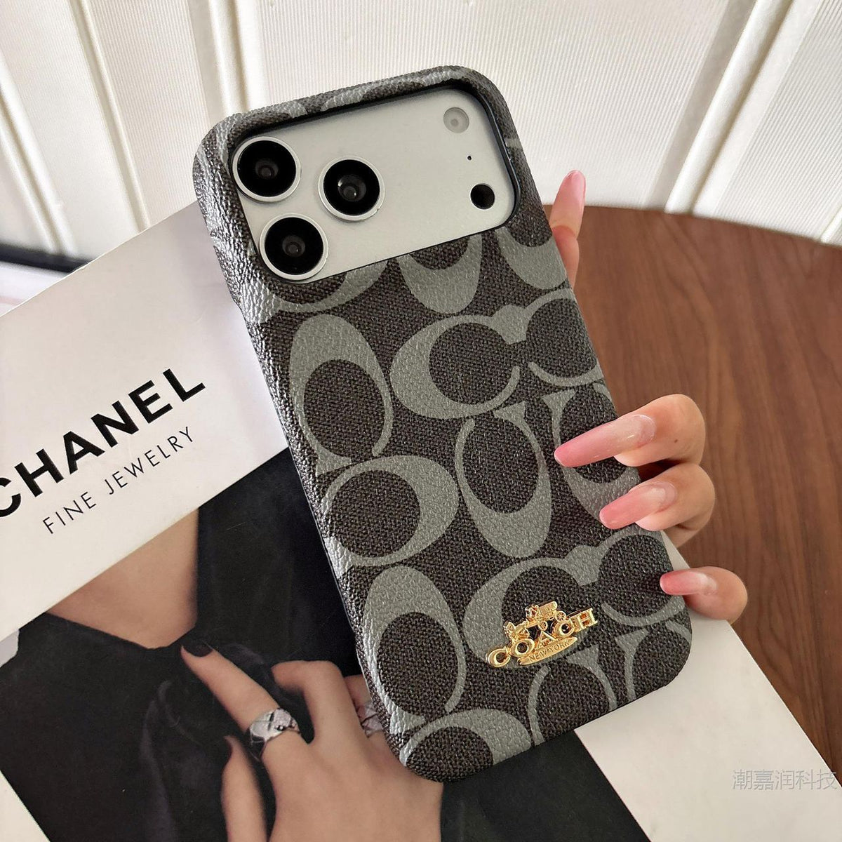 Luxury Designer C Pattern Case - iPhone 12-18 Pro & Pro Max