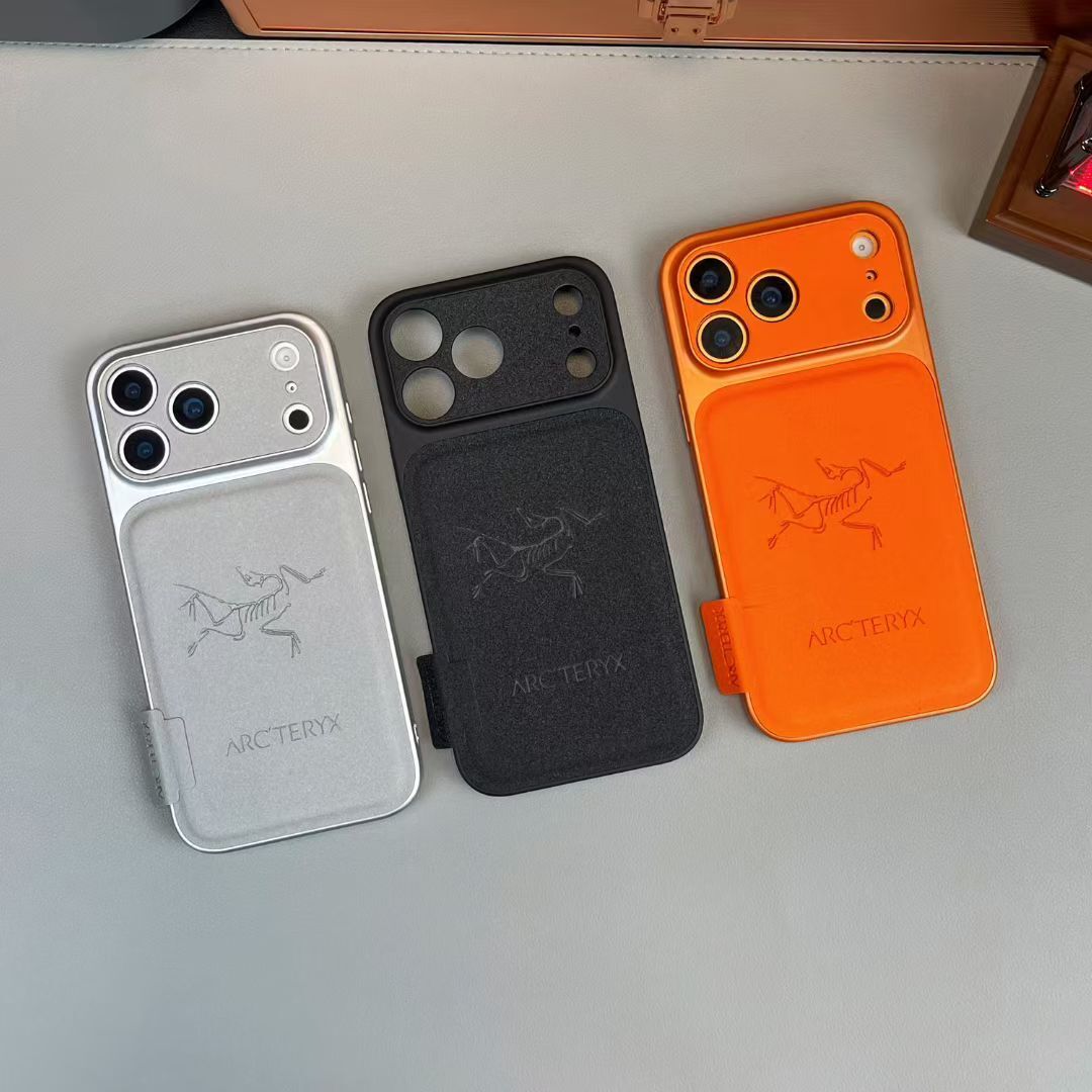 Elegant Phone Case – Luxury Protection For iPhone 14-17