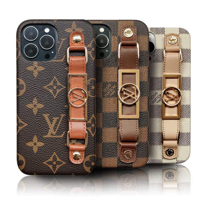 LUXURY LEATHER  WRIST BAND IPHONE CASE theroxymob
