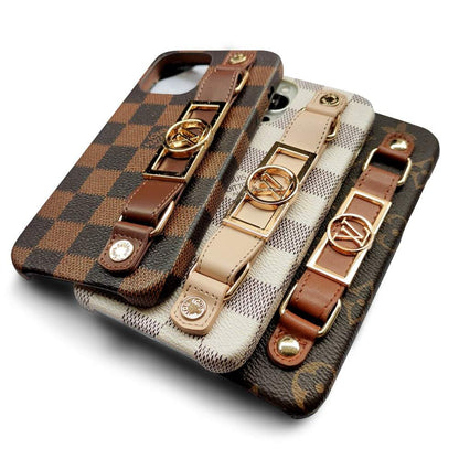 LUXURY LEATHER  WRIST BAND IPHONE CASE theroxymob