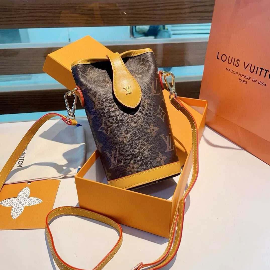 Luxury Louis Vuitton Pouch Crossbody Bag