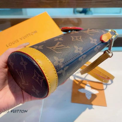 Luxury Louis Vuitton Pouch Crossbody Bag